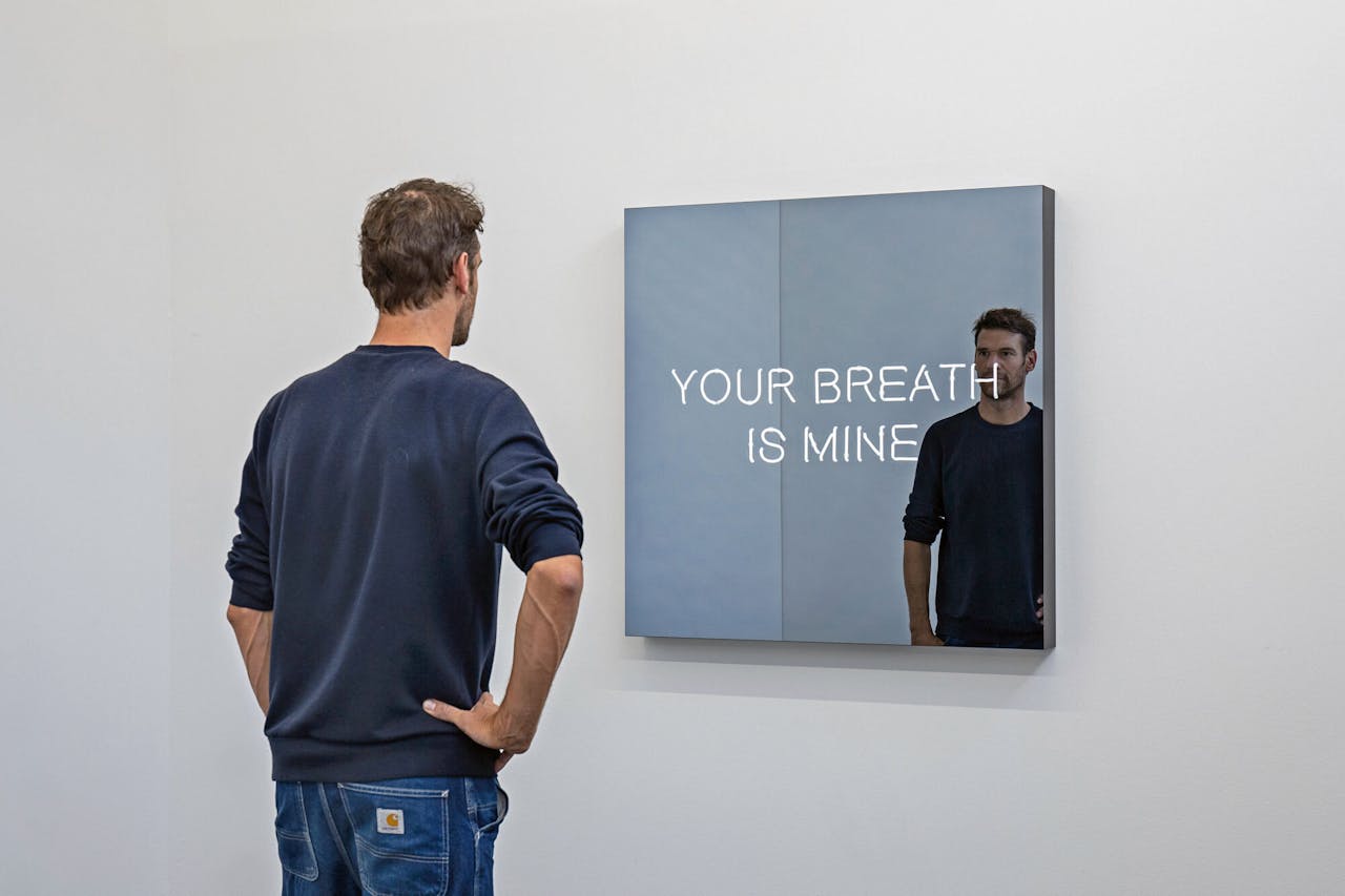 ‘Your Breath Is Mine’ (2018), van de Deense installatiekunstenaar Jeppe Hein.