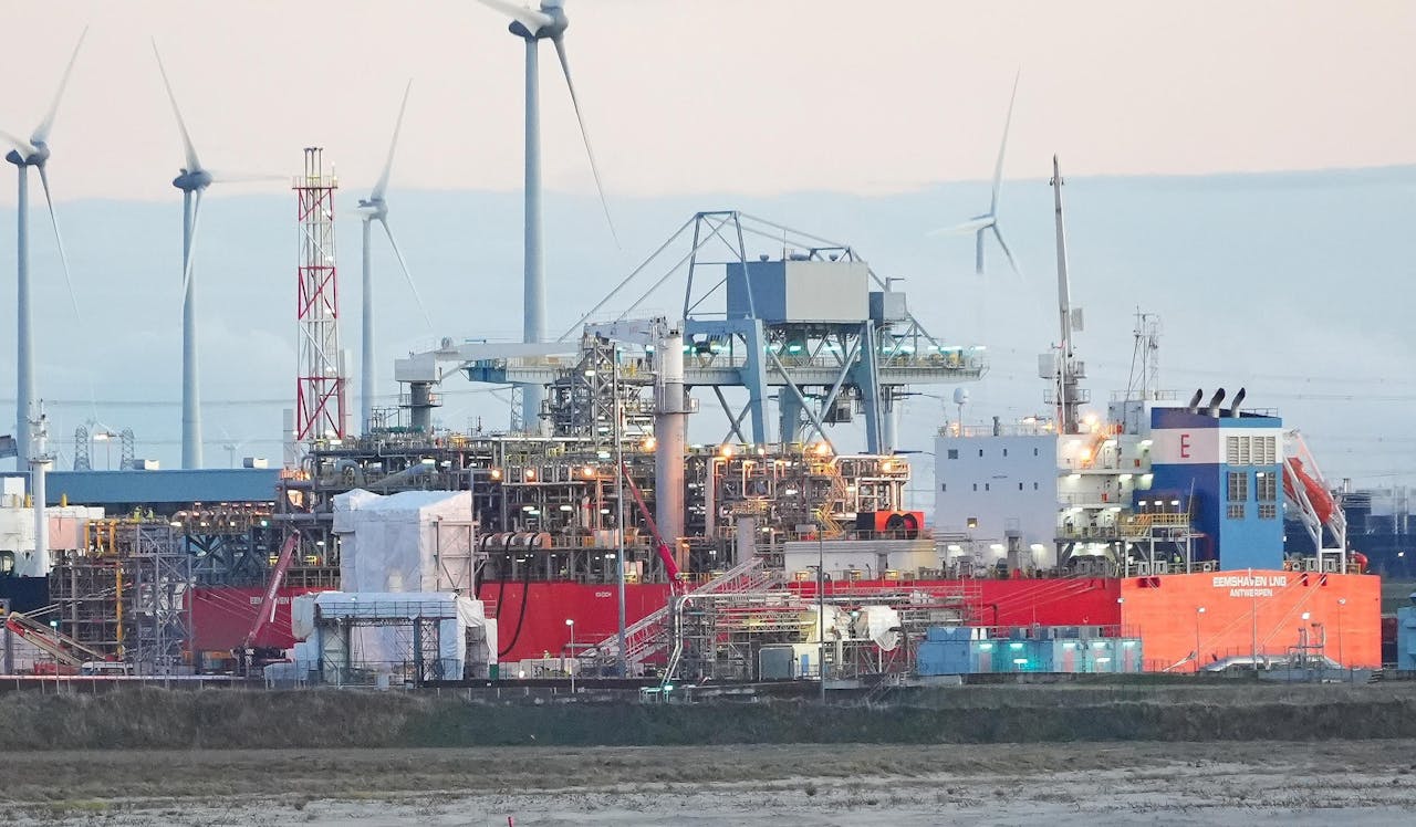 De lng-terminal in de Eemshaven is nodig om de gasprijs in Europa te drukken.