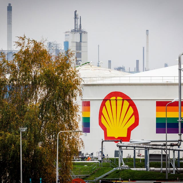 Haags wanhoopsoffensief om Shell voor Nederland te behouden
