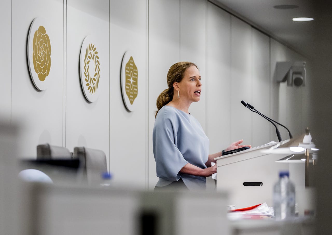 Pensioenminister Carola Schouten verdedigt dinsdag in de Eerste Kamer de nieuwe pensioenwet.