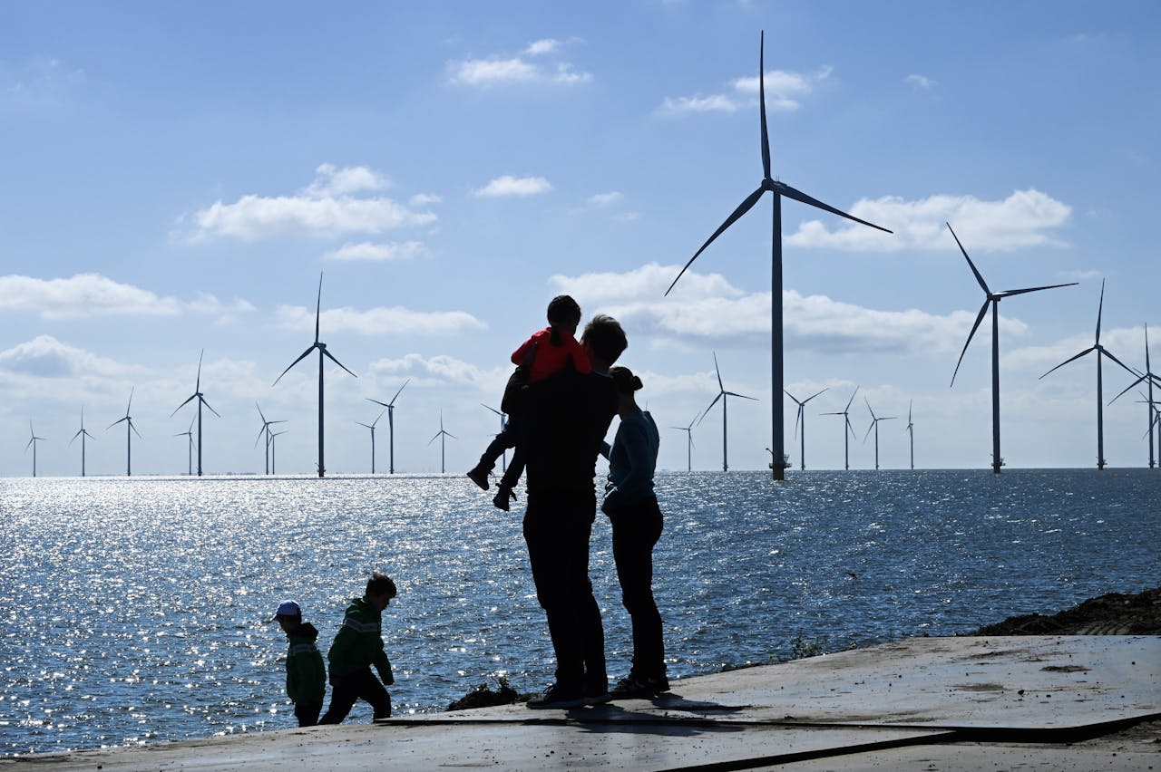 Windpark Fryslân in het IJsselmeer.