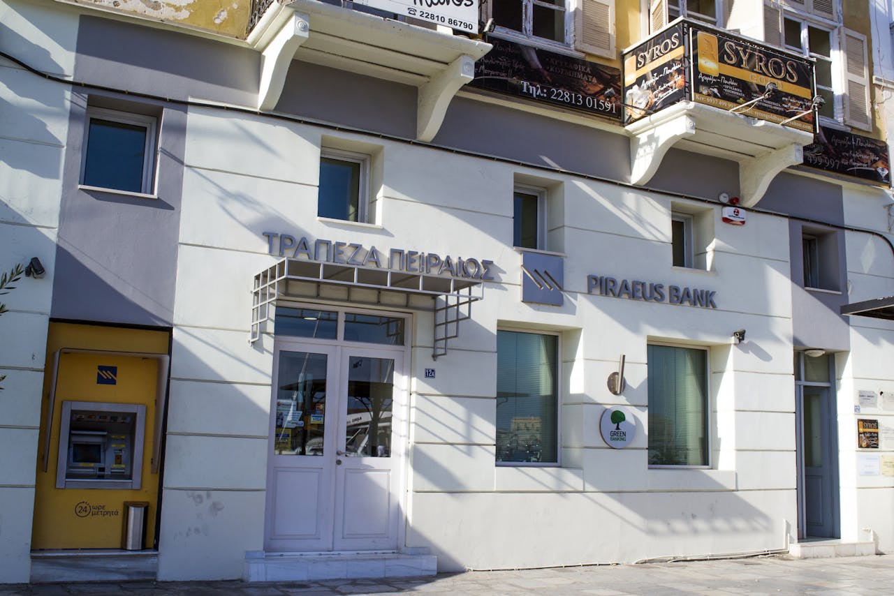 Het aandeel van Piraeus Bank won dit jaar tot nu toe al 233%.
