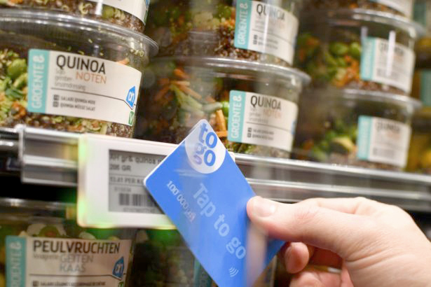 Kassaloos winkelen bij eerste Albert Heijn-winkel