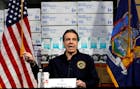 New Yorkse gouverneur Cuomo haalt uit naar Trump om corona-aanpak