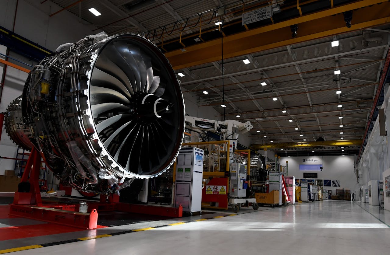 Rolls Royce-motoren. Het bedrijf schakelde Alvarez & Marsal in voor een saneringsplan.