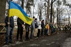Oekraïners in de rij bij Georgische militie voor cursus 'overleven en oorlogsvoering'